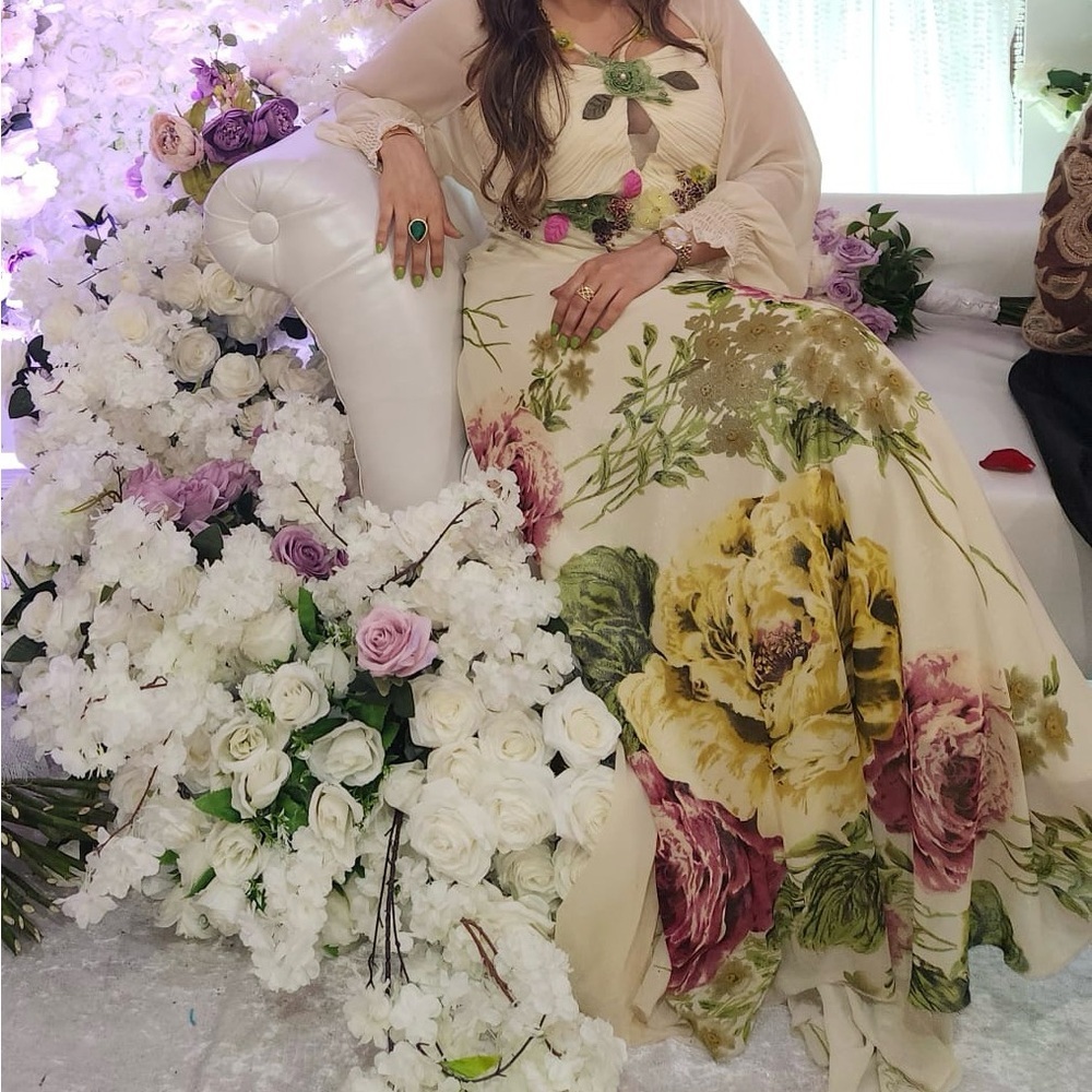Elegant Cream Floral Maxi Dress with Green and Pink Accents - Picture 4 of 15